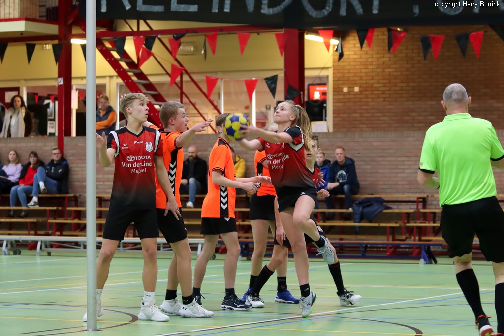 DOS’46 B1 – Unitas B1 19 februari 2022