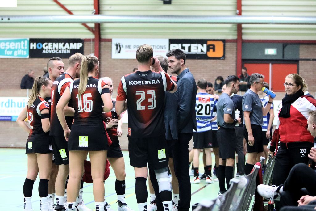 DOS46 1-Blauw Wit 1 19-11-2022 HS