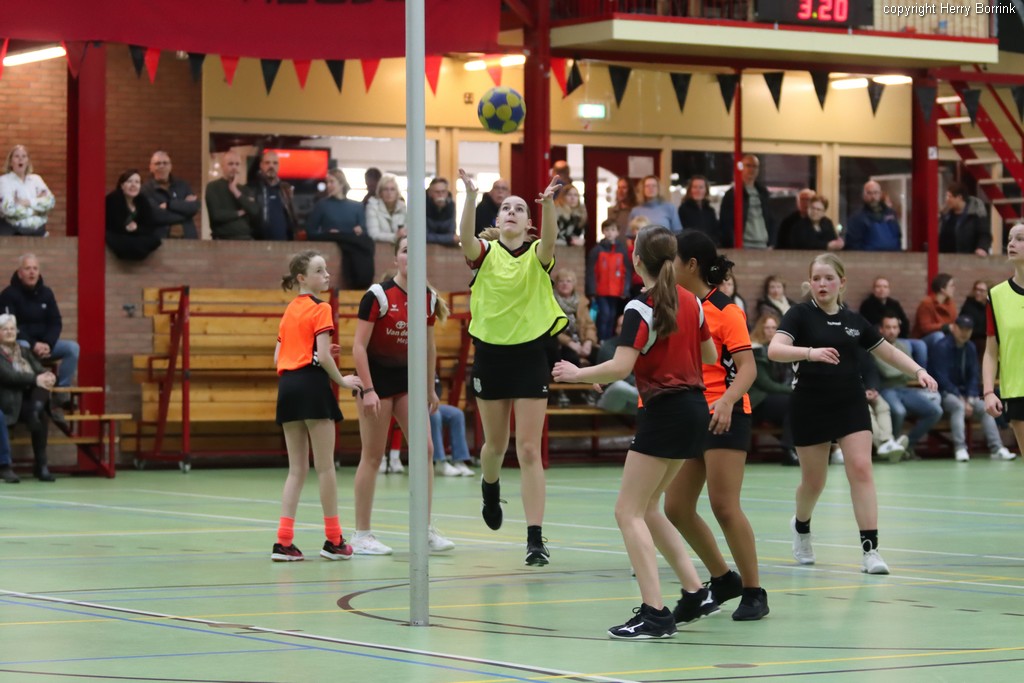 DOS’46 C1 – Oranje Zwart C1 25 maart 2023