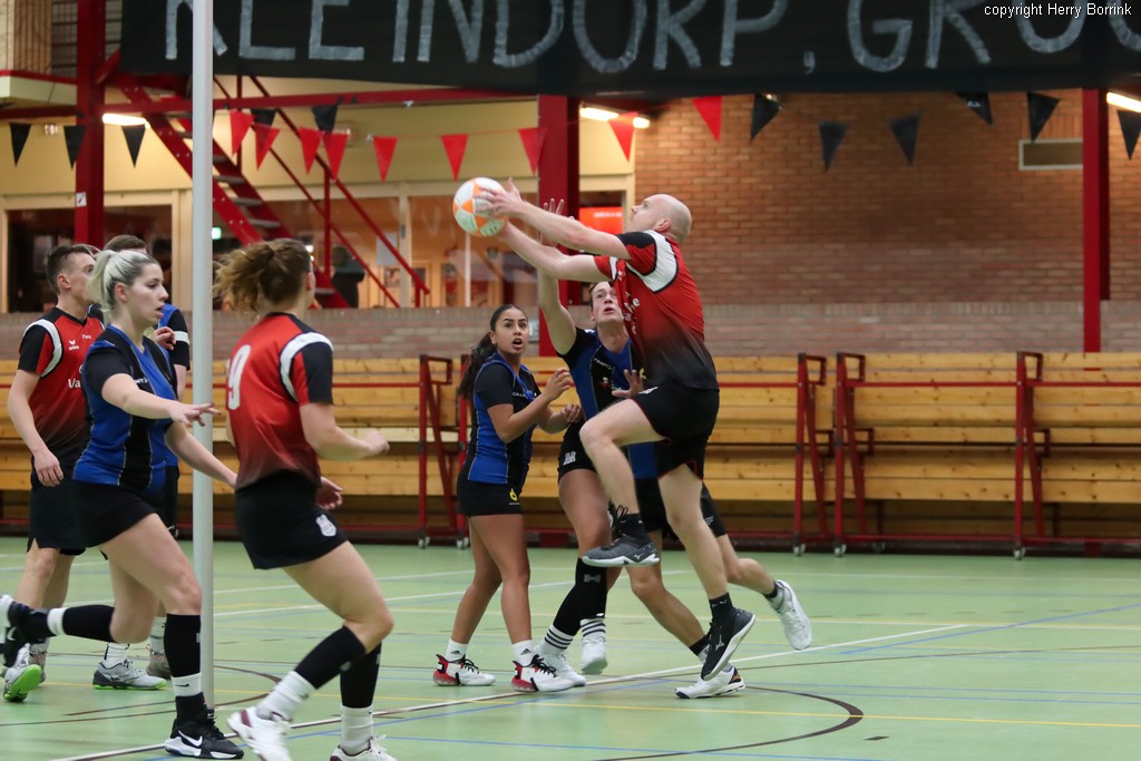 DOS’46/VDK Groep 3 – KZ/Keukensale.com 3  2 december 2023