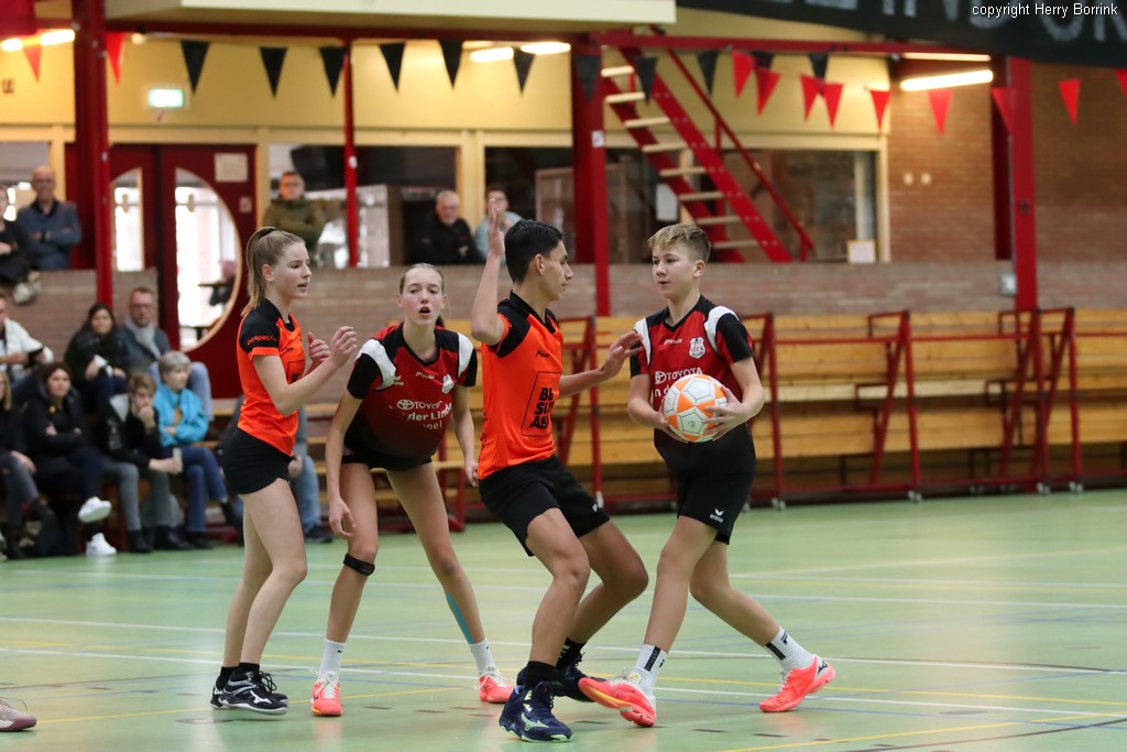 DOS’46/VDK Groep B1 – Unitas/Perspectief B1  2 december 2023