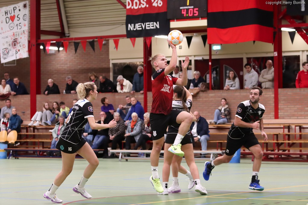 DOS’46/VDK Groep 2 – KCC/CK Kozijnen 2 23 november 2024