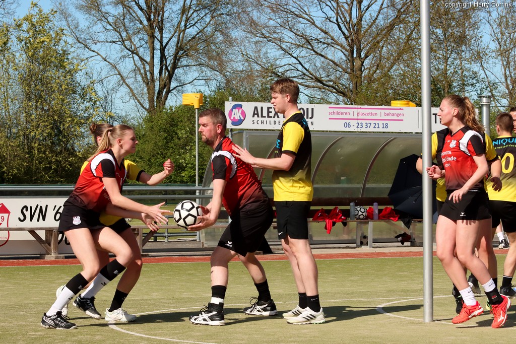 DOS’46/VDK Groep 4 – DOS Kampen/Unique Waterontharders 2 19 april 2025