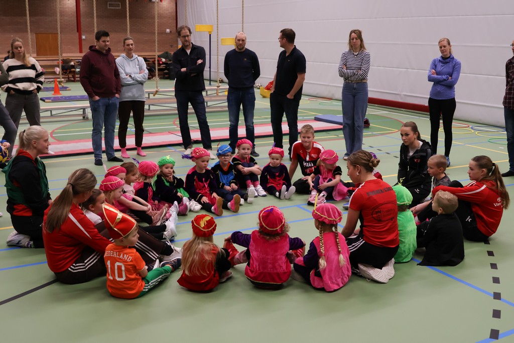 Dos’46/VDK Groep Pietentraining bij de Kangoeroes 22 November 2025