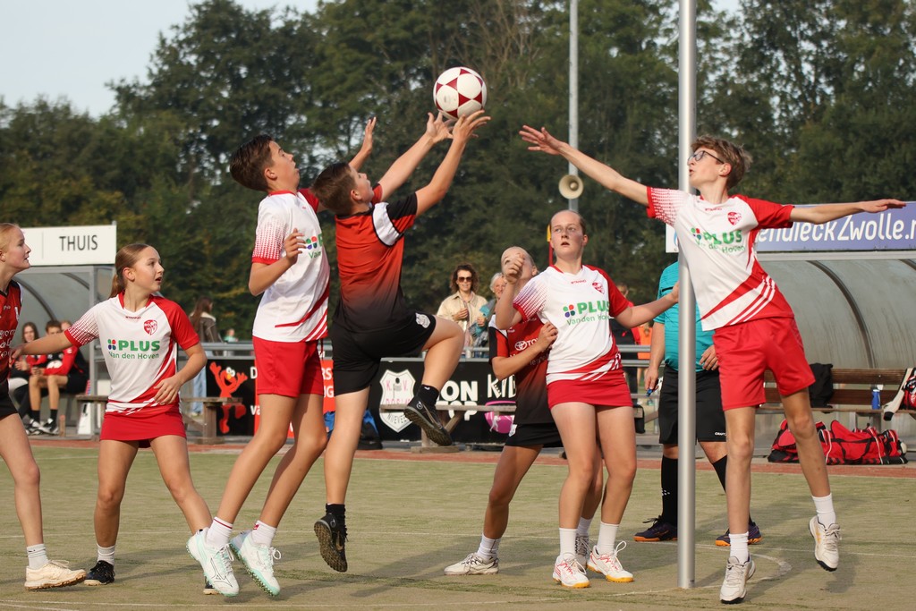 DOS’46/VDK Groep U15-1 – Rood-Wit U15-1 3 oktober 2026